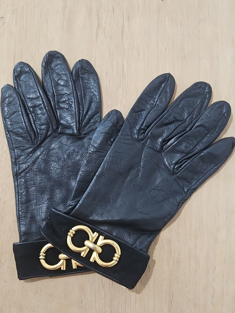Vintage Salvatore Ferragamo Kidskin Black Leather Gloves Size 8 Made In France